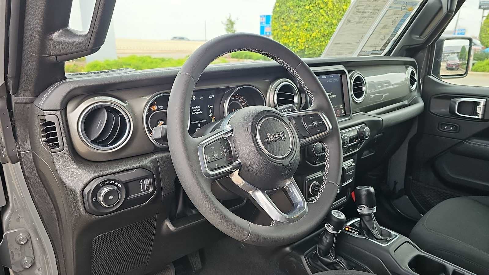 2023 Jeep Wrangler 4-Door Sahara 4x4