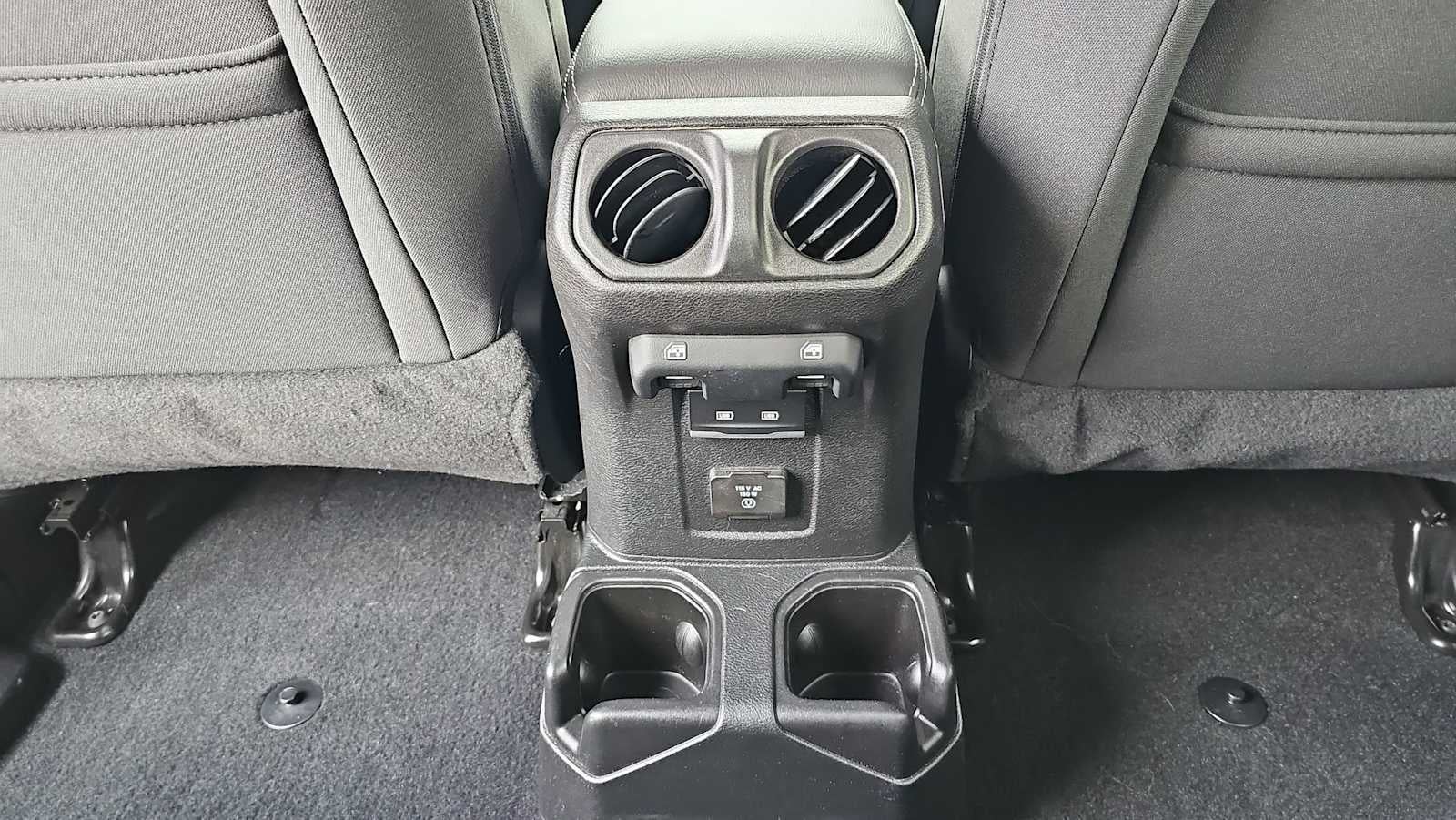 2023 Jeep Wrangler 4-Door Sahara 4x4