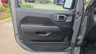 2023 Jeep Wrangler 4-Door Sahara 4x4