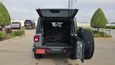 2023 Jeep Wrangler 4-Door Sahara 4x4