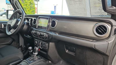 2023 Jeep Wrangler 4-Door Sahara 4x4