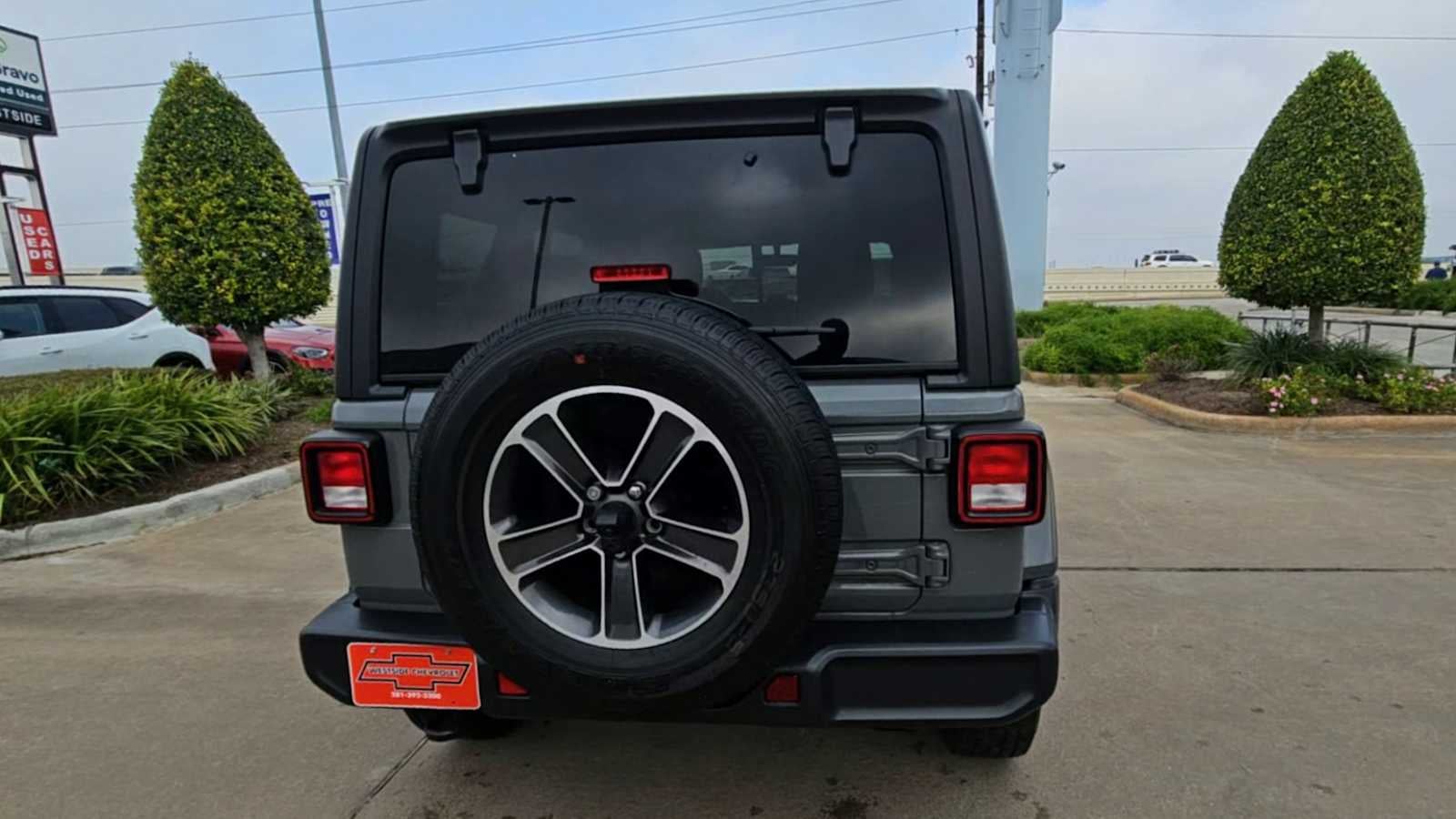 2023 Jeep Wrangler 4-Door Sahara 4x4
