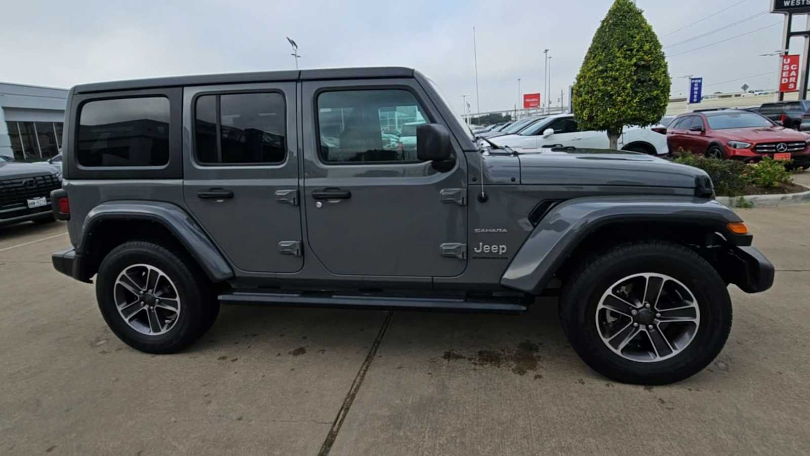 2023 Jeep Wrangler 4-Door Sahara 4x4