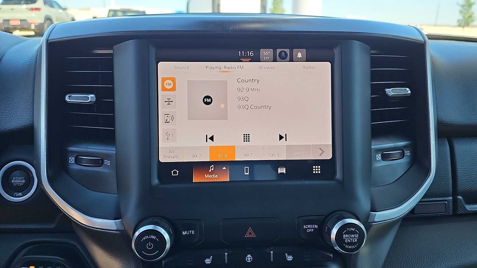 2023 RAM 1500 Big Horn Crew Cab 4x2 5'7" Box