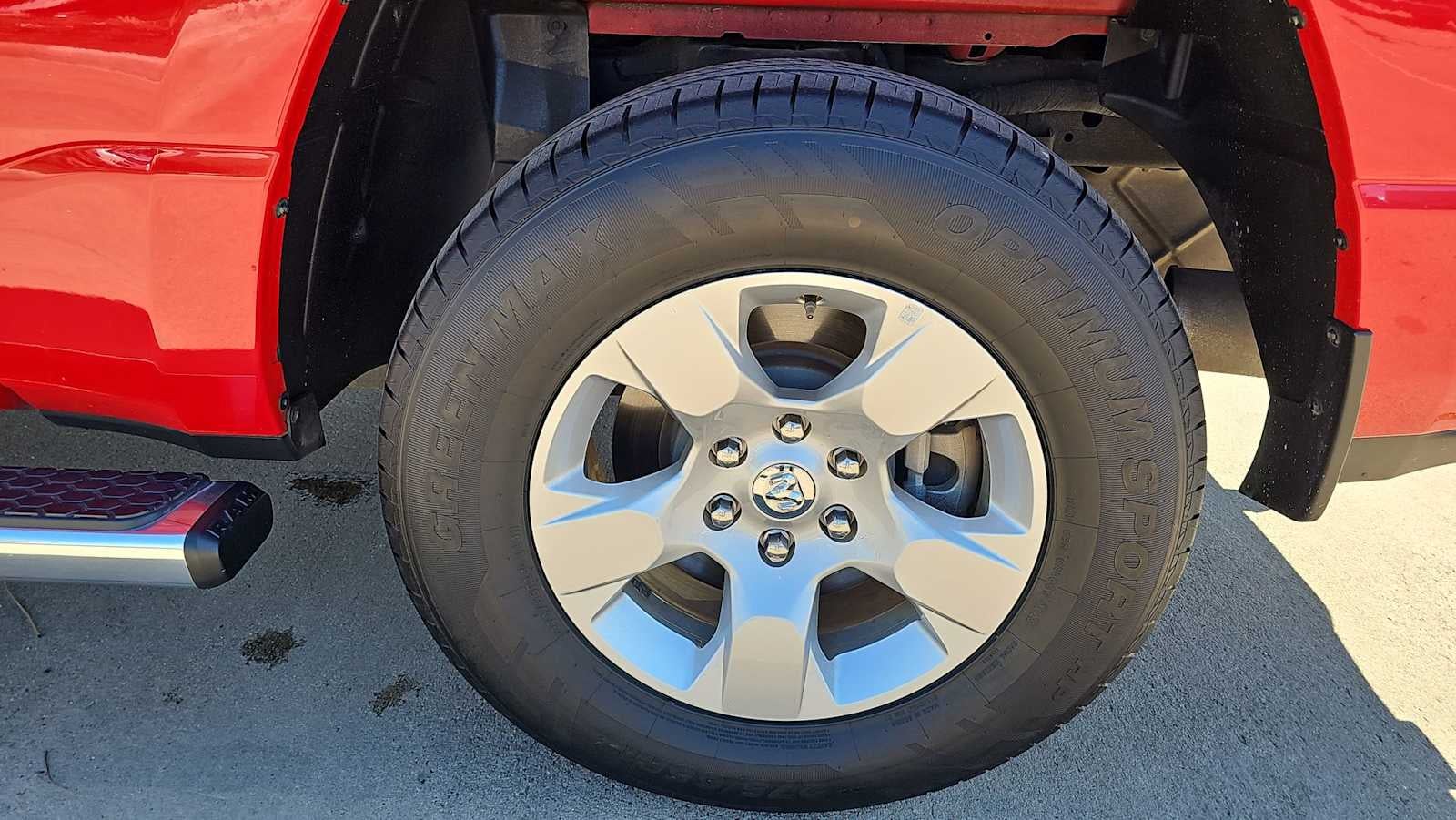 2023 RAM 1500 Big Horn Crew Cab 4x2 5'7" Box