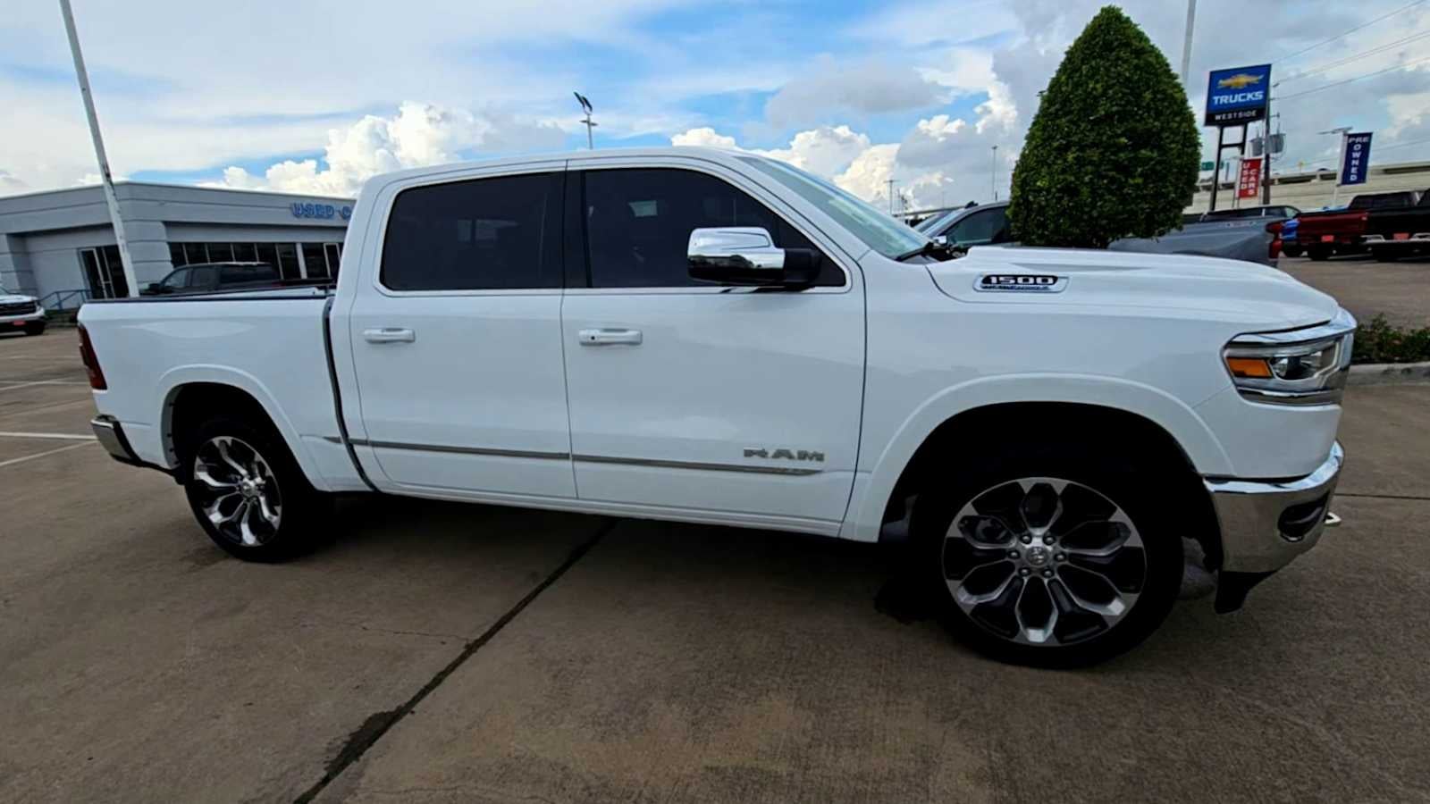 2024 RAM 1500 Limited Crew Cab 4x4 5'7" Box