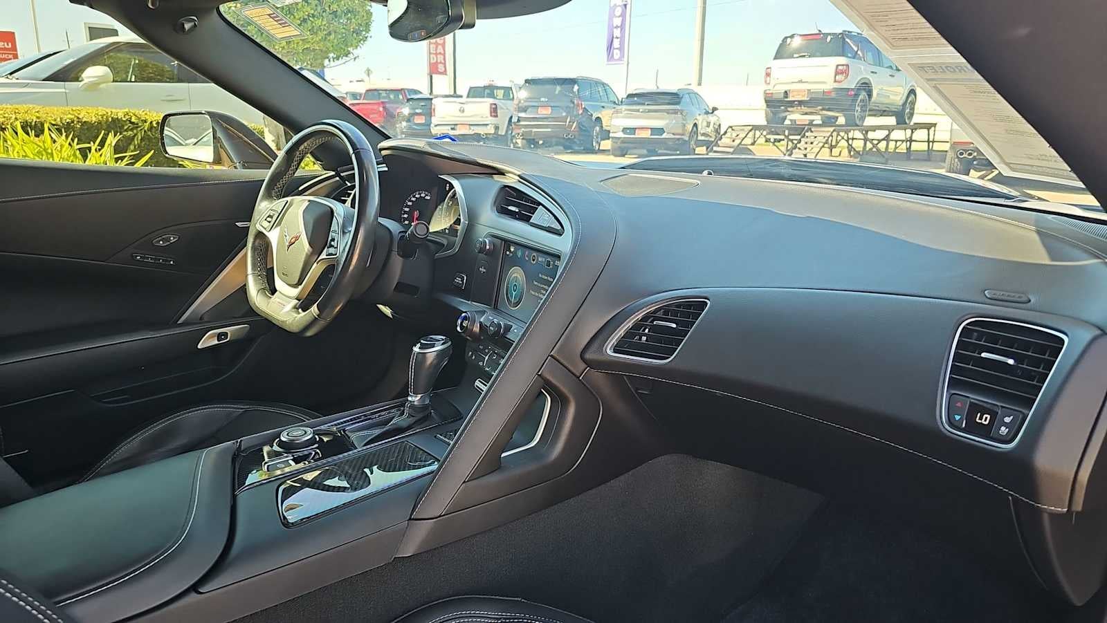 2019 Chevrolet Corvette 2LT - Photo 30
