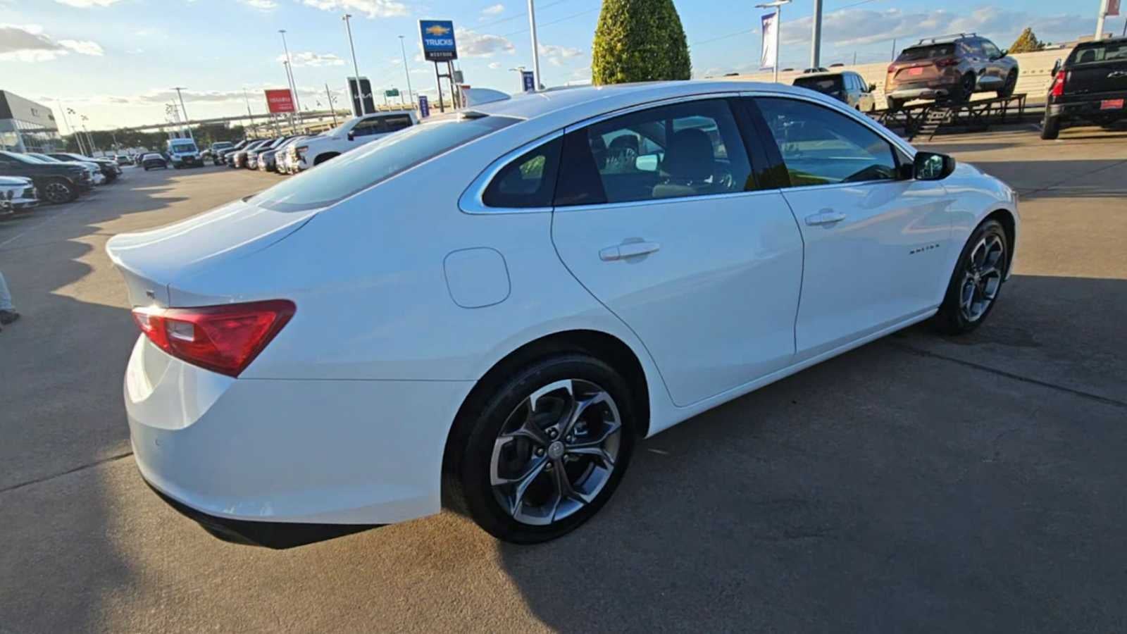 2024 Chevrolet Malibu 1LT