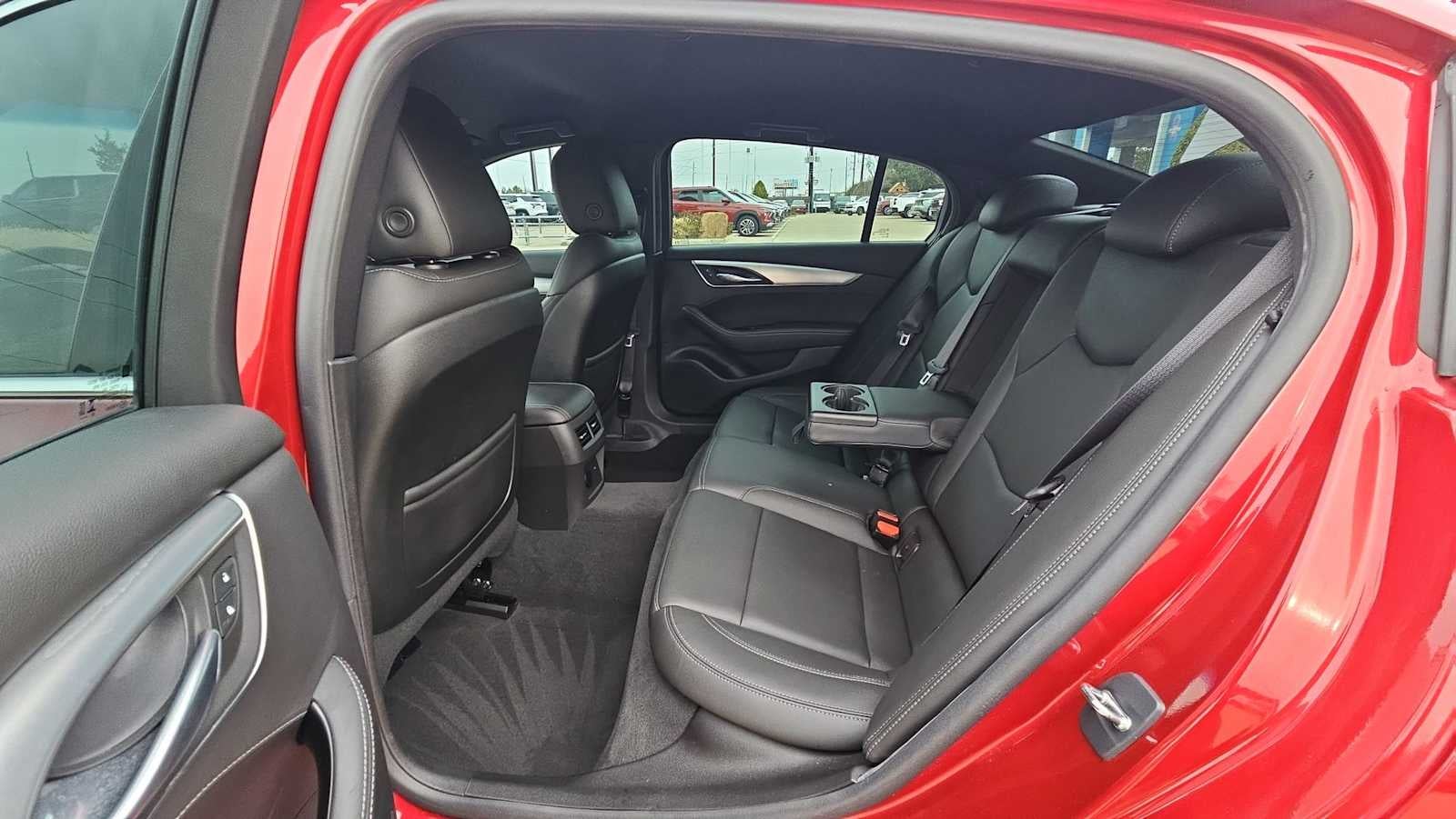 2024 Cadillac CT5 Luxury