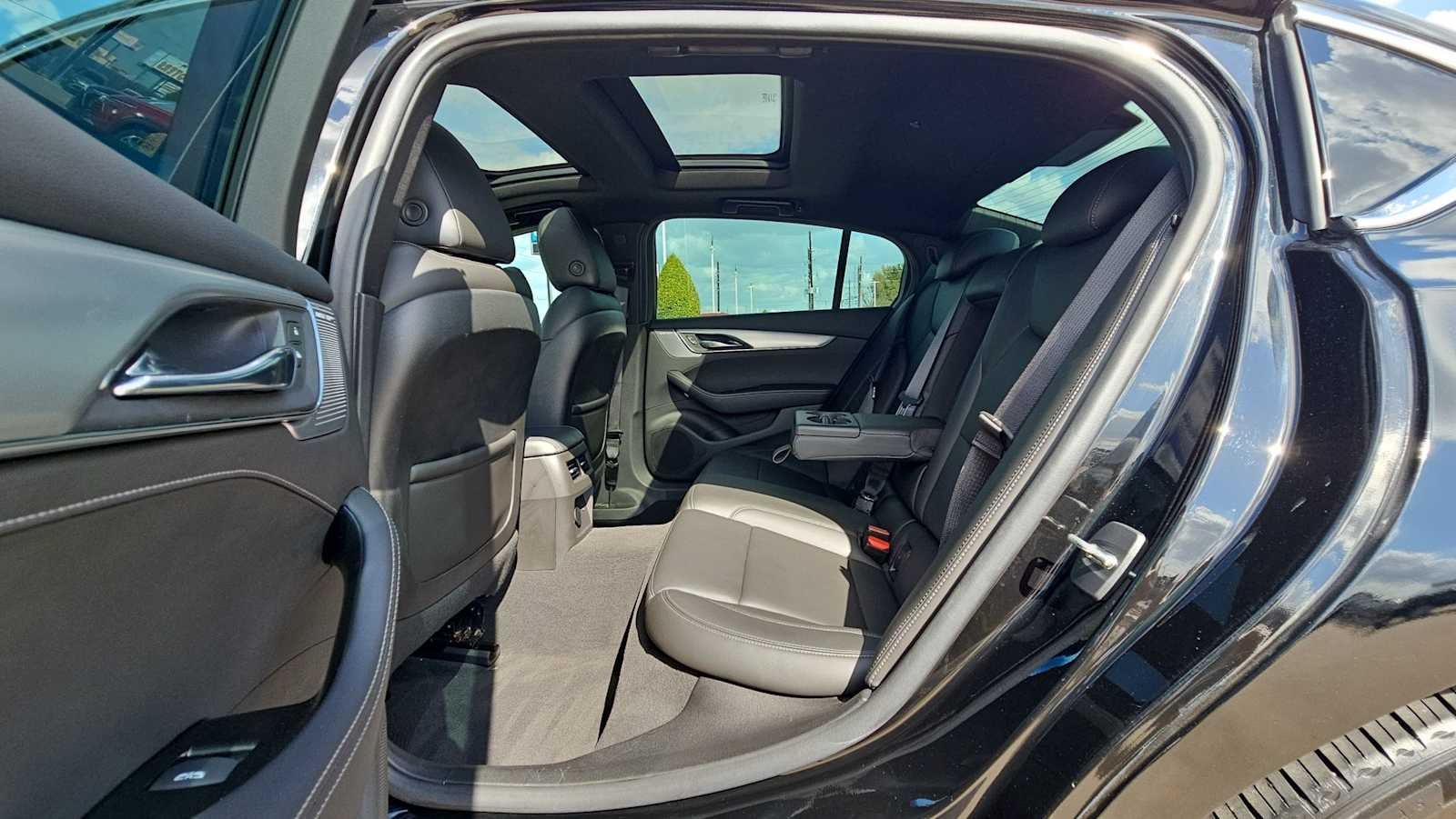 2023 Cadillac CT5 Luxury