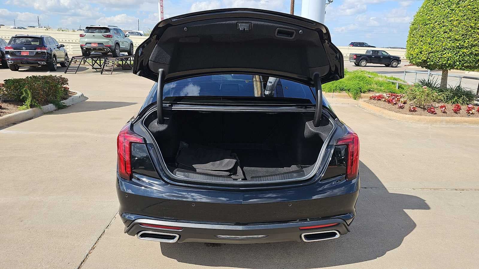 2023 Cadillac CT5 Luxury
