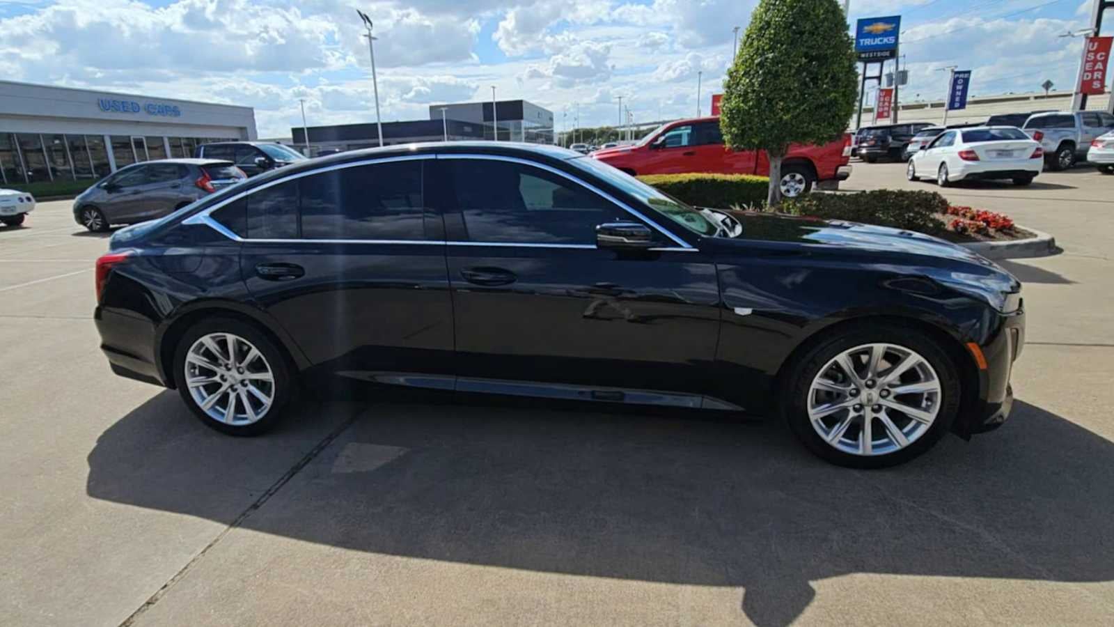 2023 Cadillac CT5 Luxury