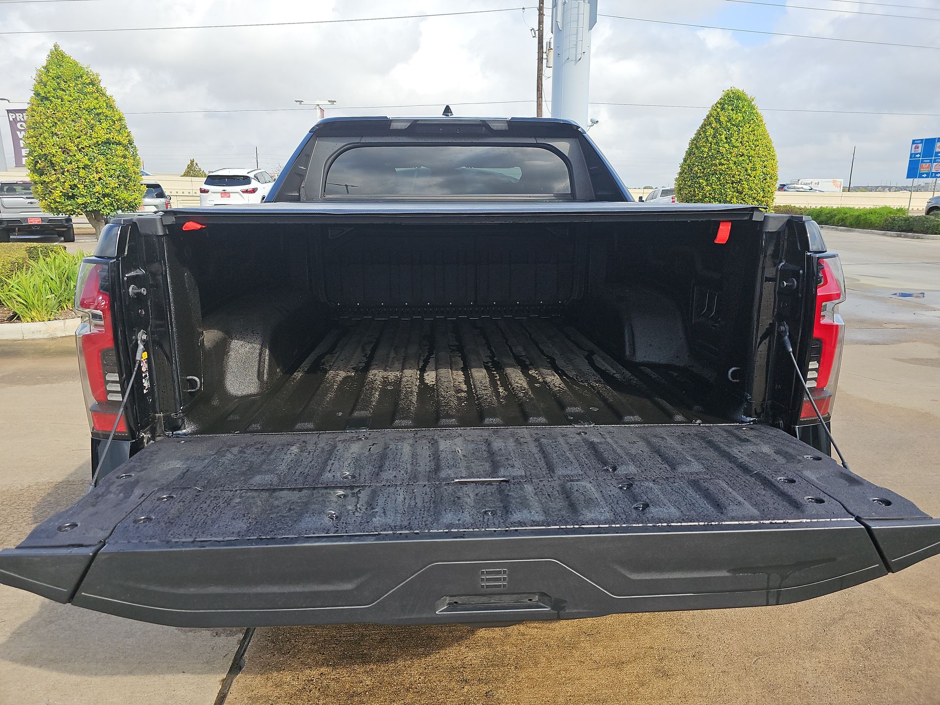 2024 Chevrolet Silverado EV RST