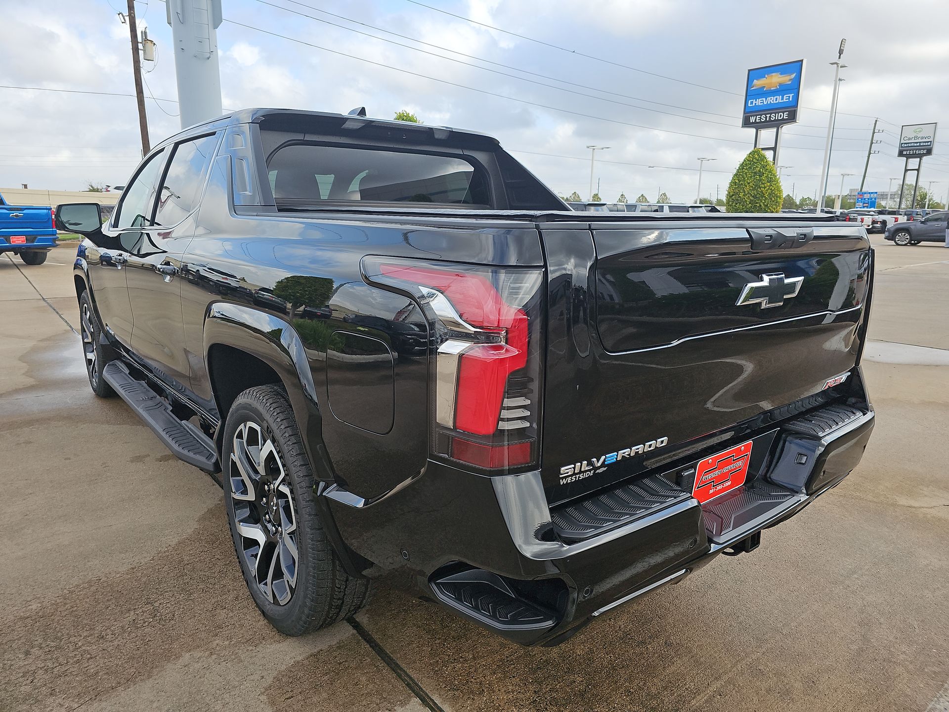 2024 Chevrolet Silverado EV RST