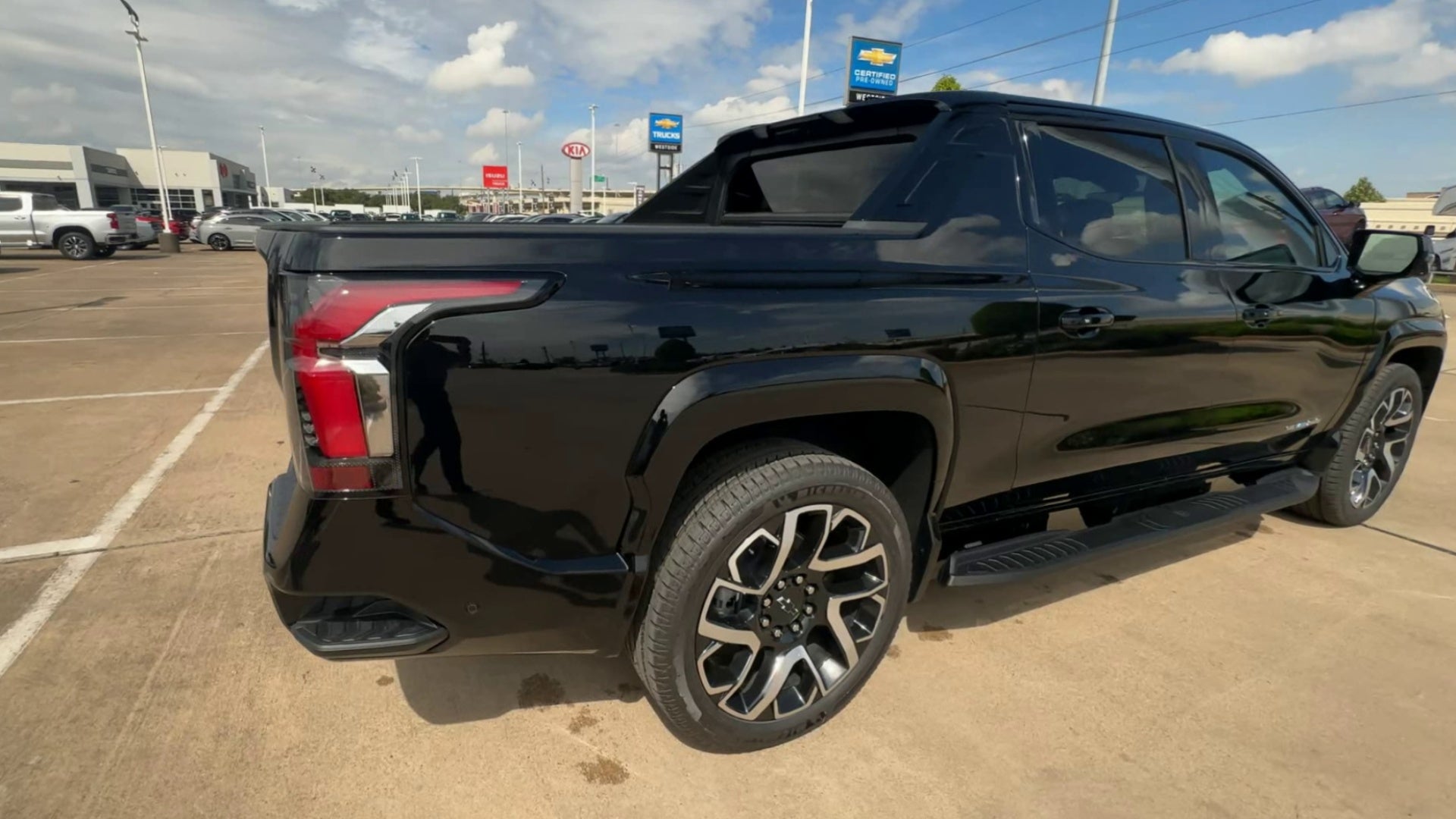 2024 Chevrolet Silverado EV RST