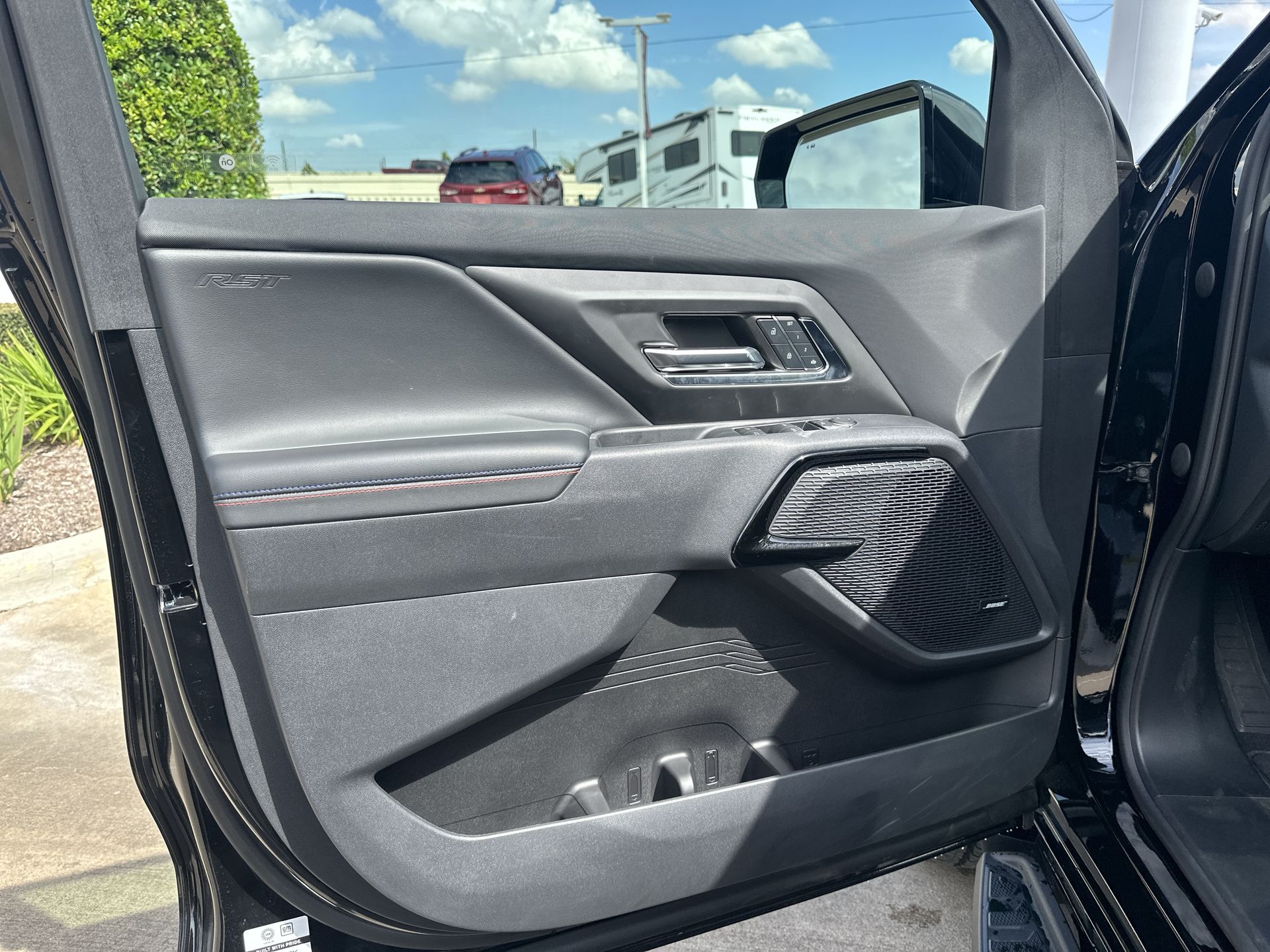 2024 Chevrolet Silverado EV RST