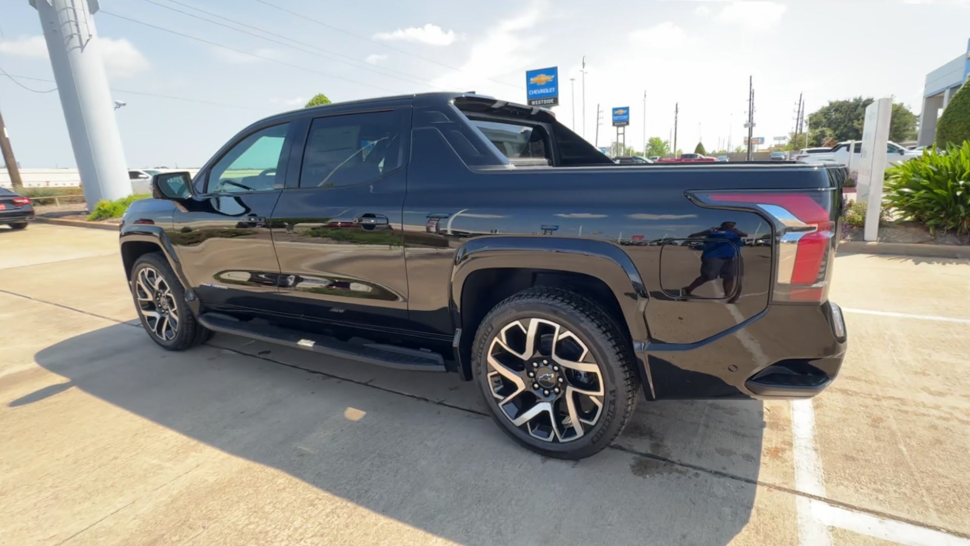 2024 Chevrolet Silverado EV RST