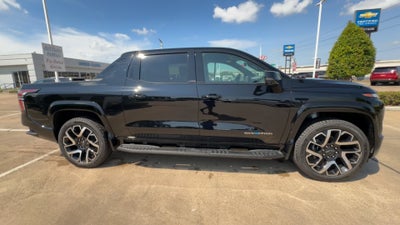 2024 Chevrolet Silverado EV RST