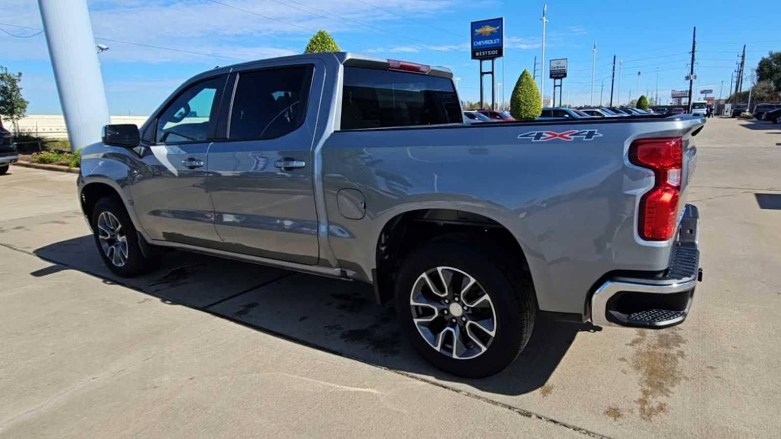 2023 Chevrolet Silverado 1500 LT (2FL)