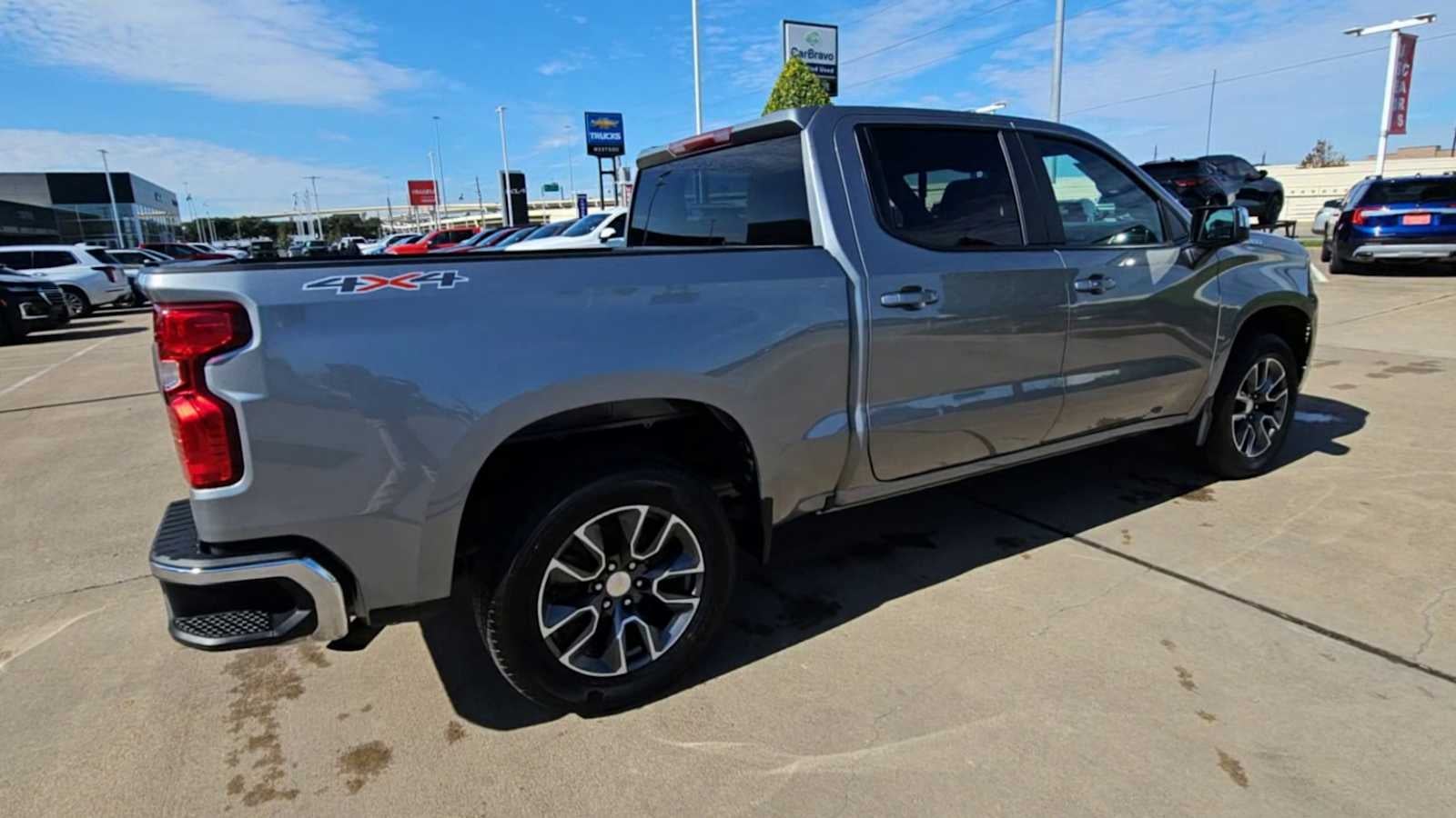 2023 Chevrolet Silverado 1500 LT (2FL)