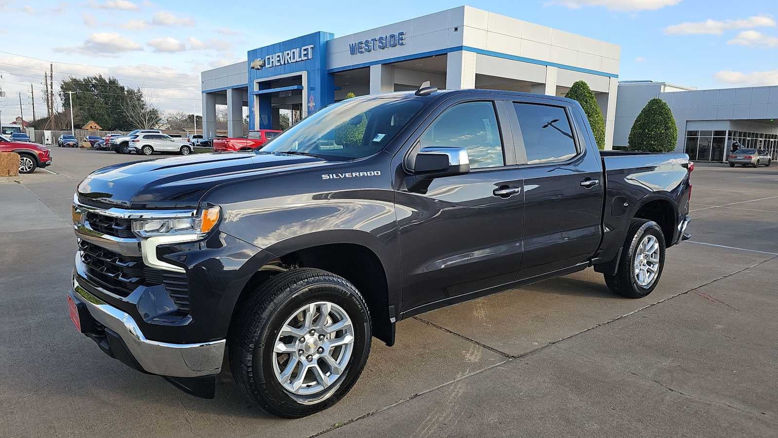 2022 Chevrolet Silverado 1500 LT (2FL)