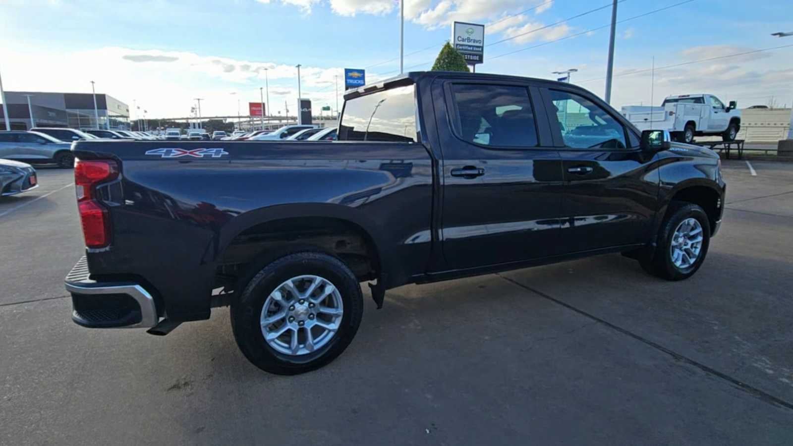 2022 Chevrolet Silverado 1500 LT (2FL)