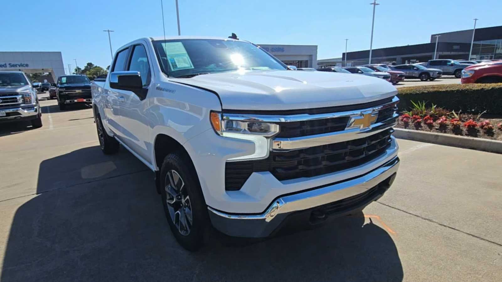 2023 Chevrolet Silverado 1500 LT (2FL)
