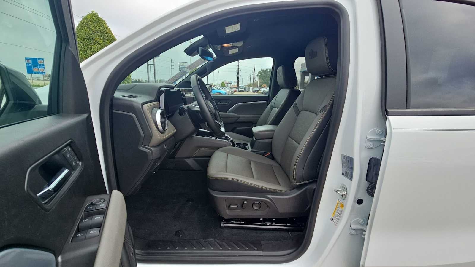 2025 Chevrolet Colorado ZR2