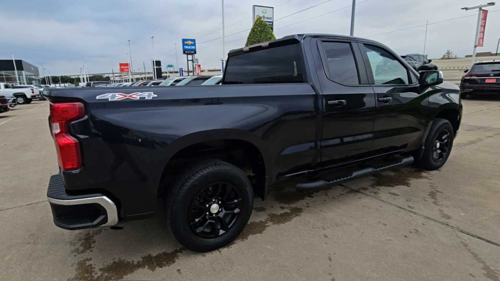 2023 Chevrolet Silverado 1500 LT (2FL)