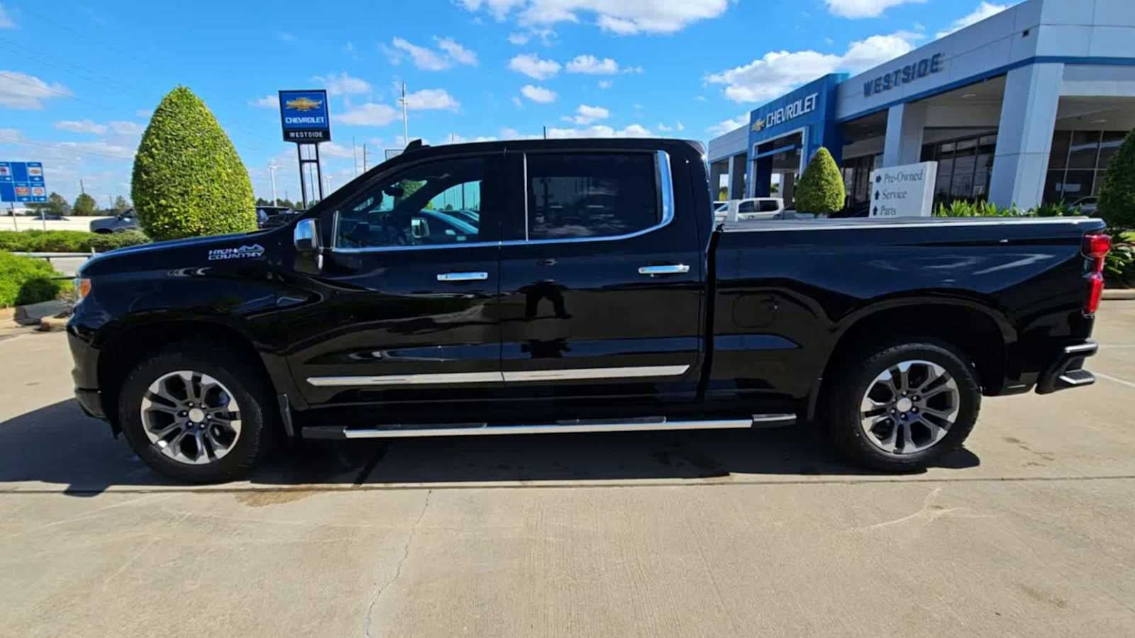 2023 Chevrolet Silverado 1500 High Country