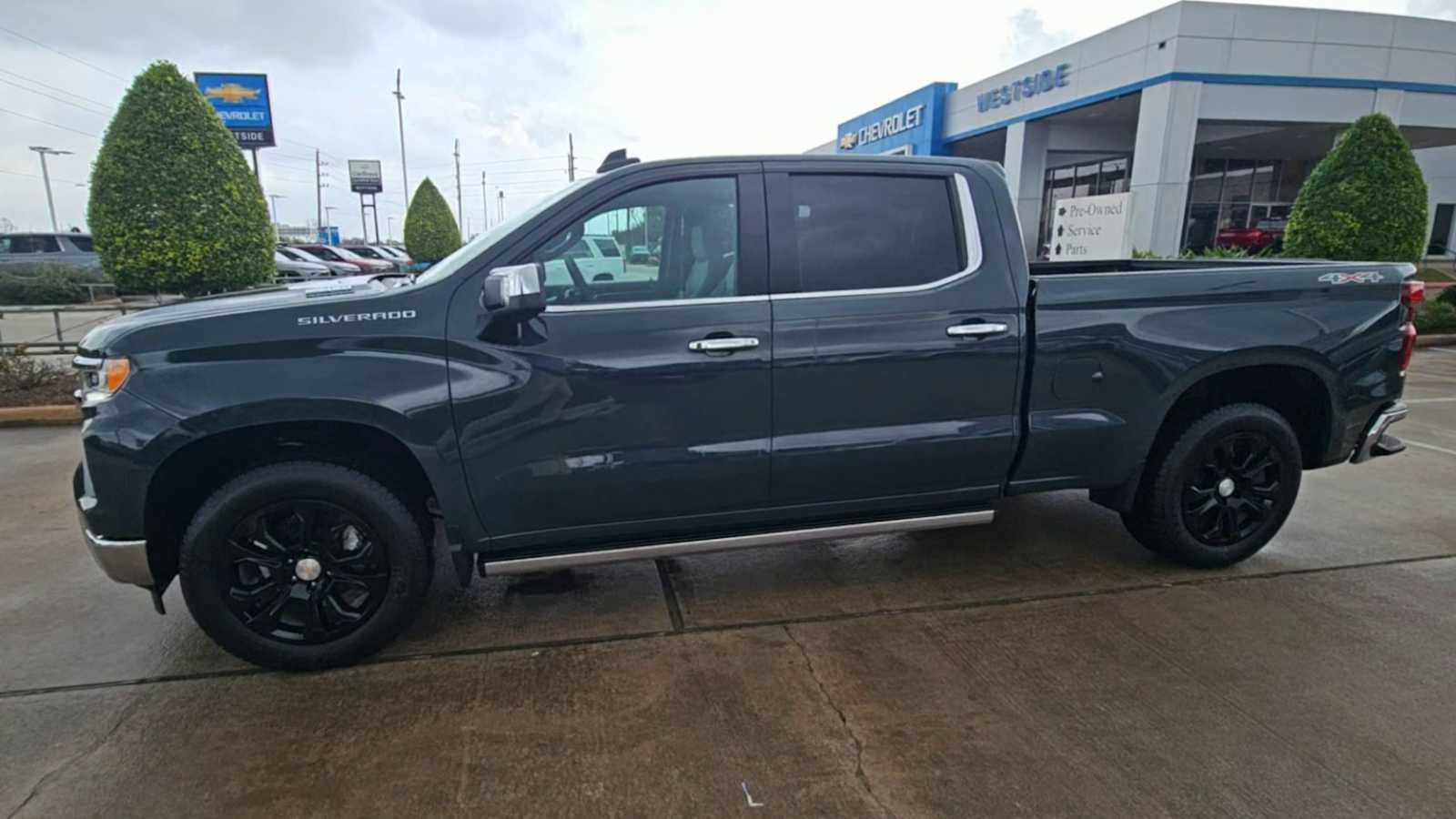 2025 Chevrolet Silverado 1500 LTZ