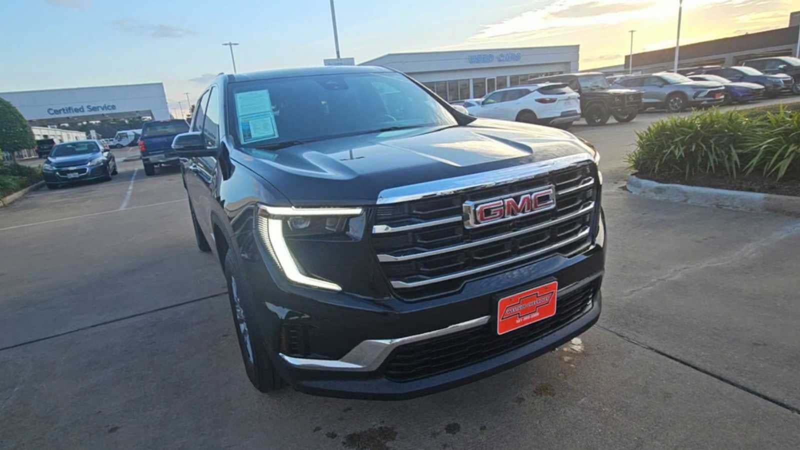 2025 GMC Acadia Elevation