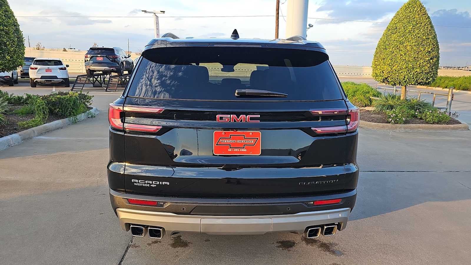 2025 GMC Acadia Elevation