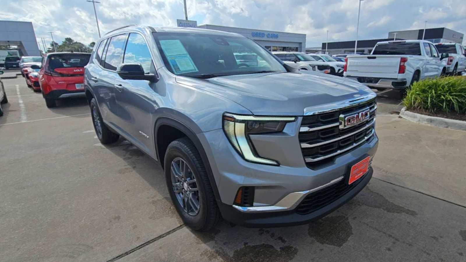 2025 GMC Acadia Elevation