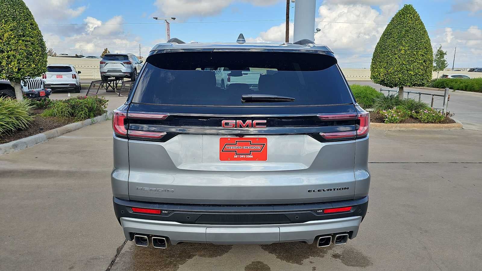 2025 GMC Acadia Elevation