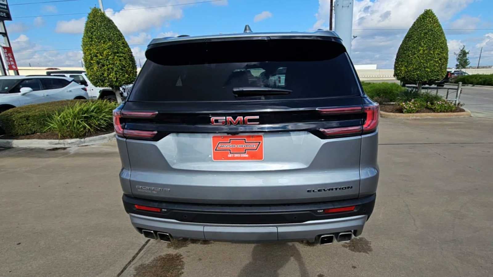 2025 GMC Acadia Elevation