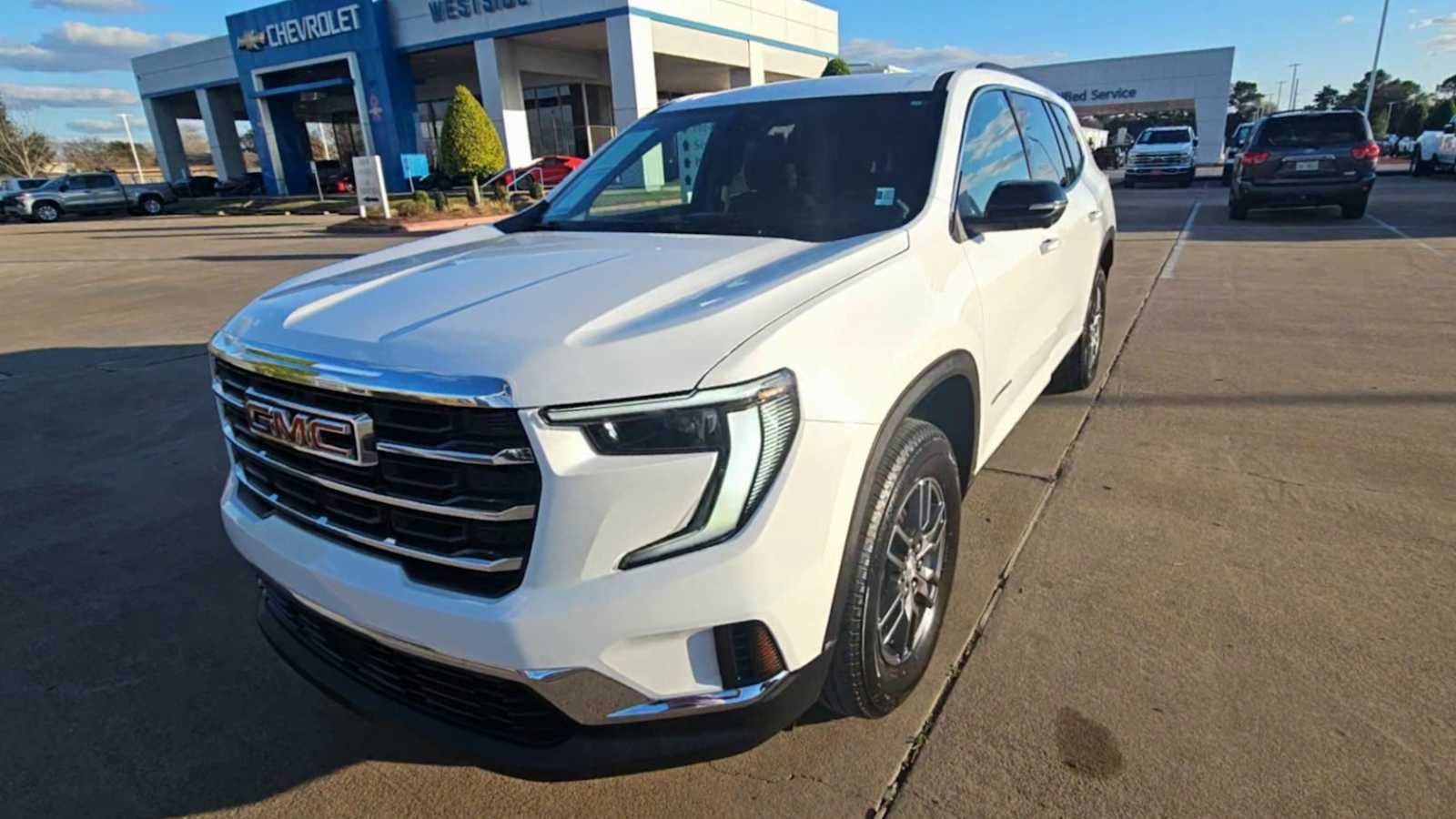 2025 GMC Acadia Elevation