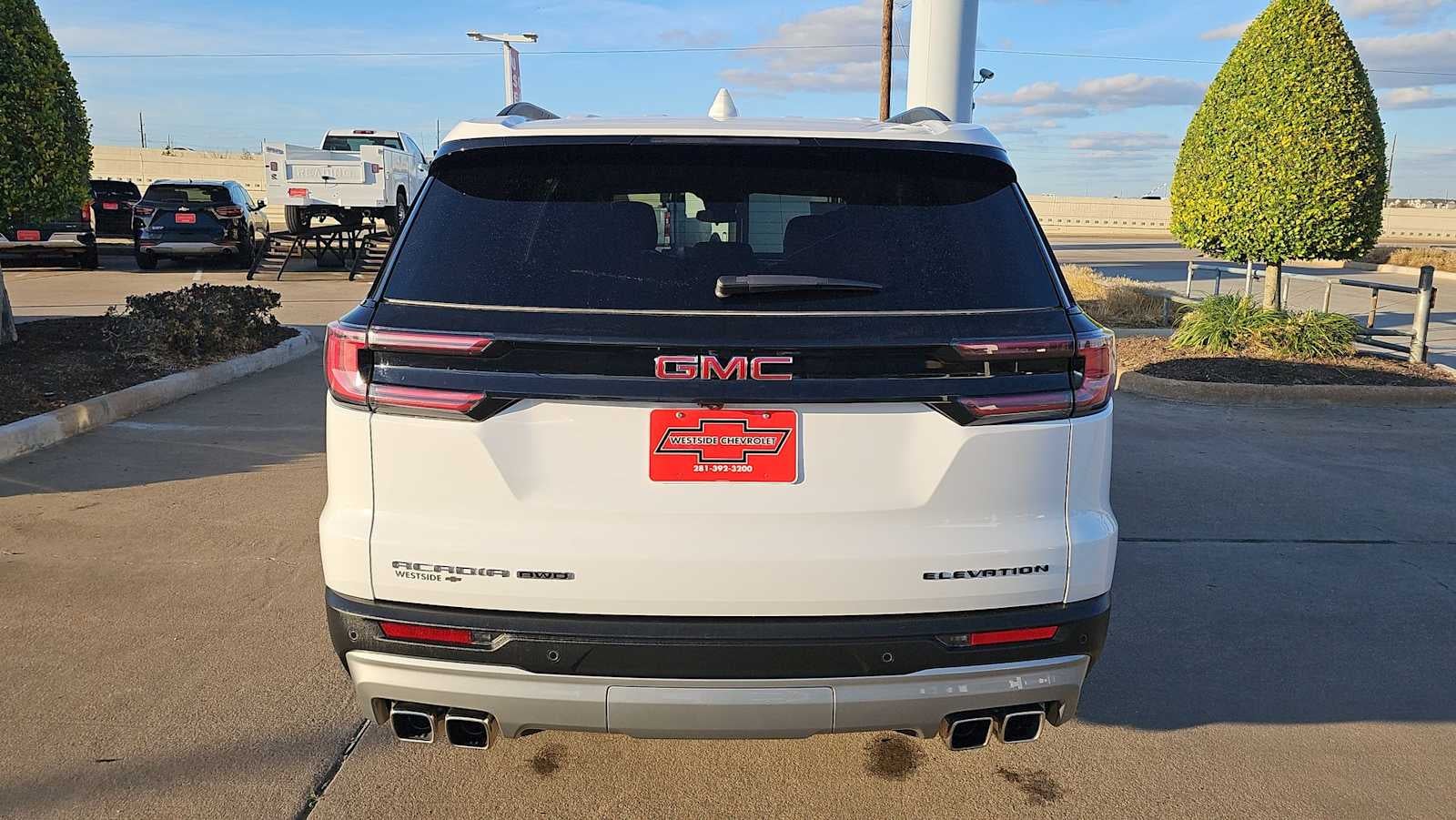 2025 GMC Acadia Elevation
