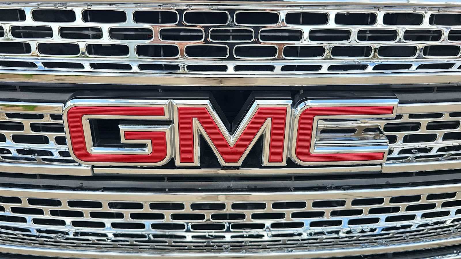 2018 GMC Yukon SLE