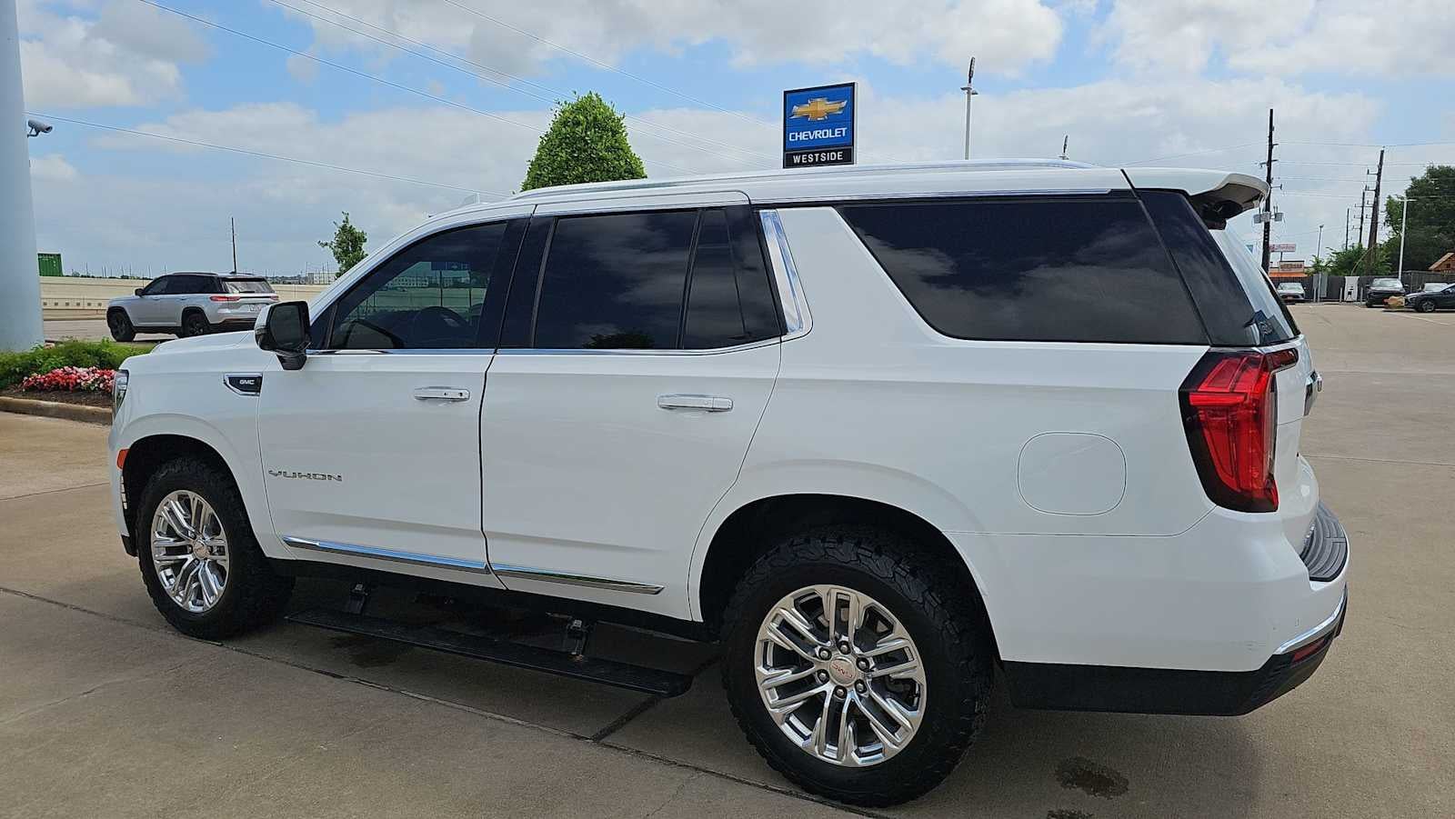 2021 GMC Yukon SLT