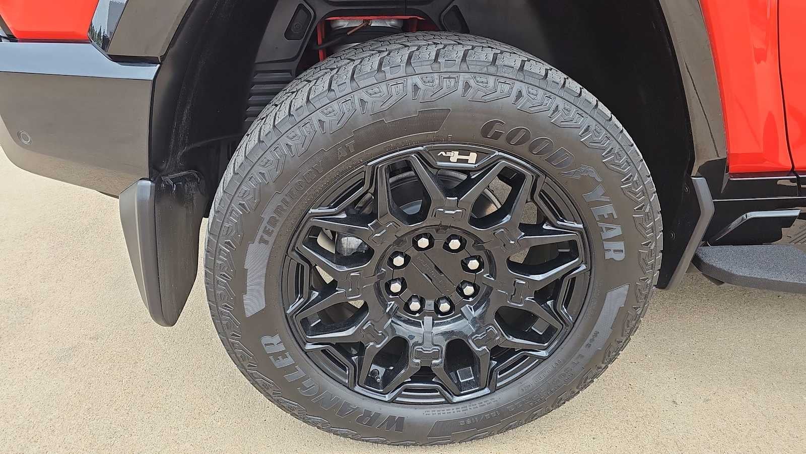 2025 GMC HUMMER EV SUV 2X