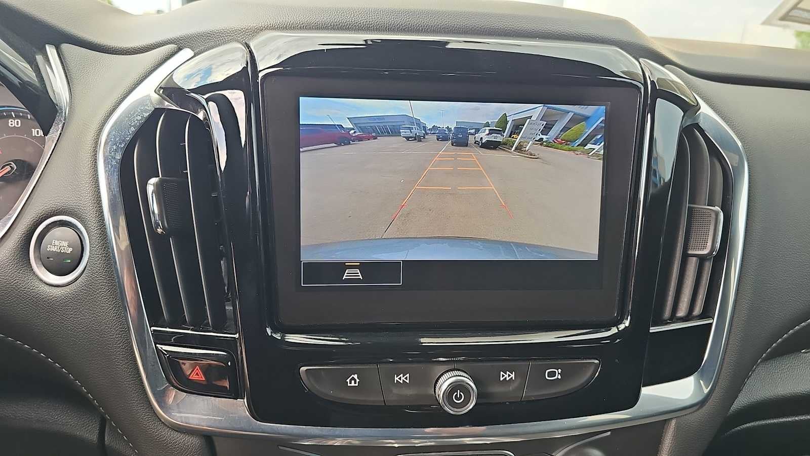 2023 Chevrolet Traverse 1LT - Photo 15