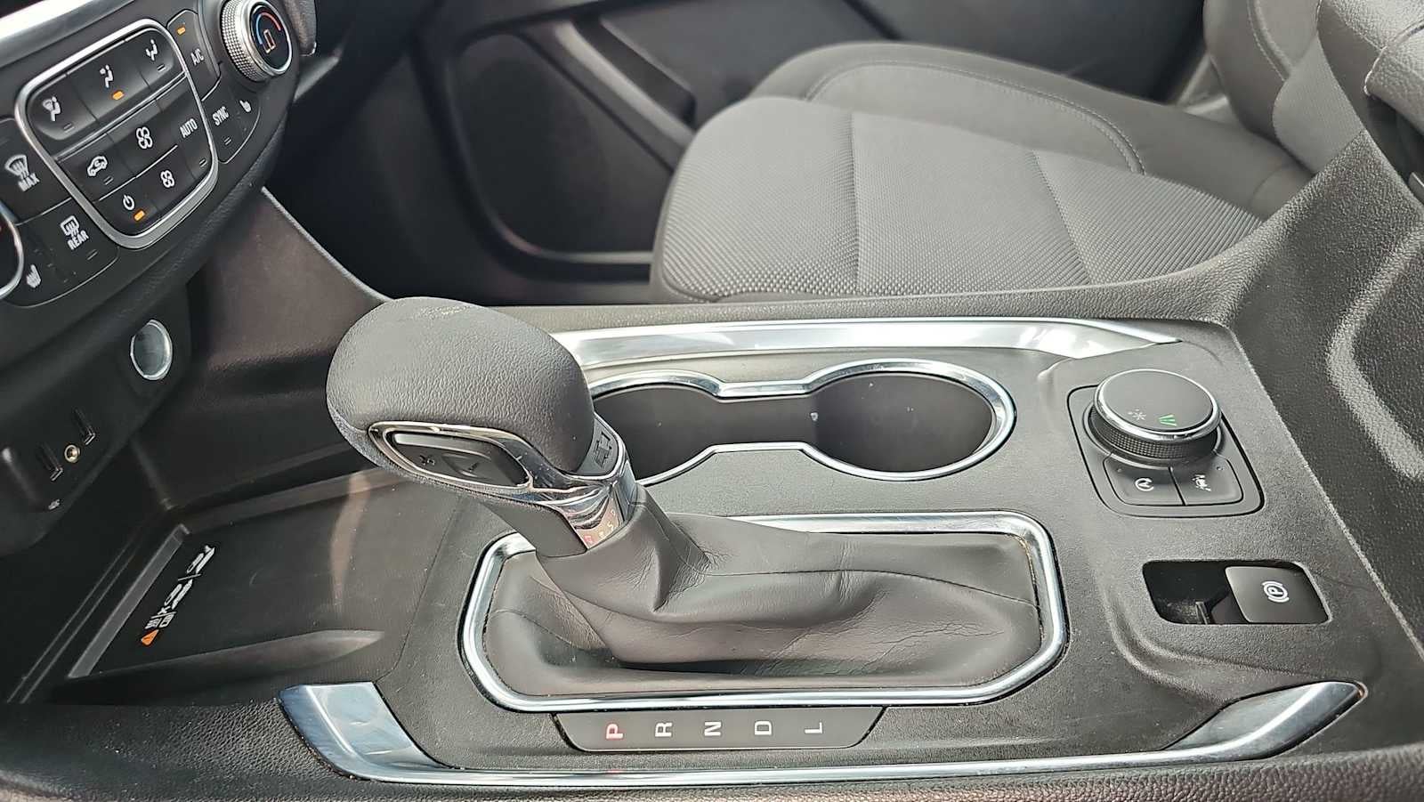2023 Chevrolet Traverse 1LT - Photo 16
