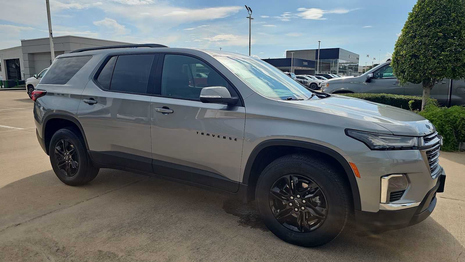 2023 Chevrolet Traverse 1LT - Photo 21