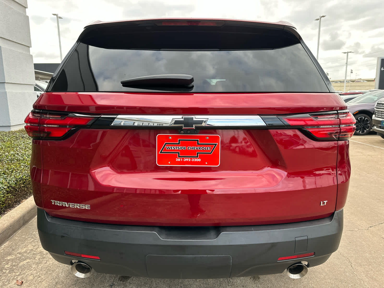 2023 Chevrolet Traverse LT Leather