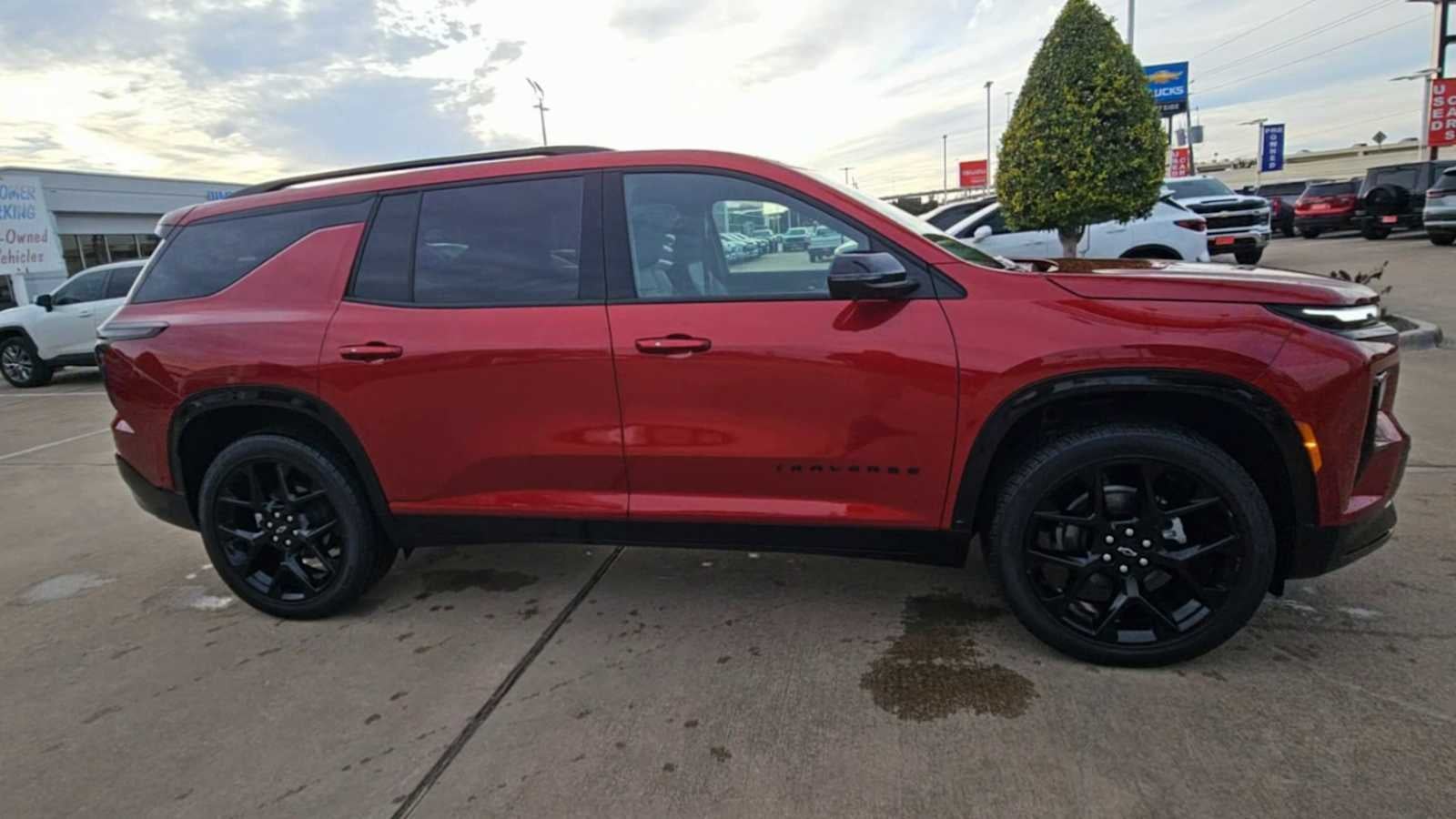 2025 Chevrolet Traverse RS
