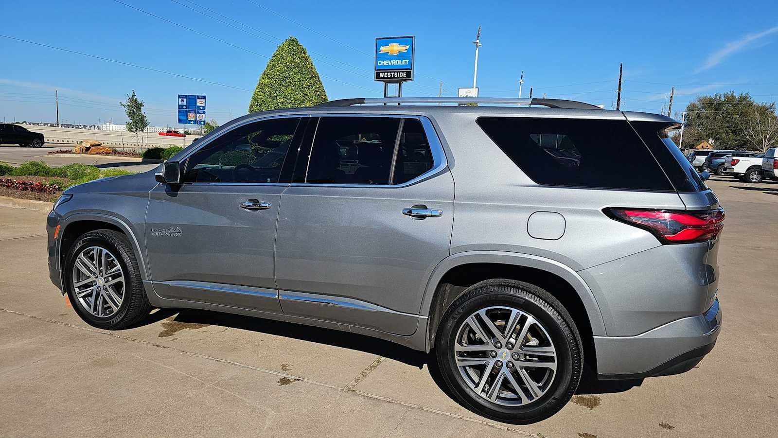 2023 Chevrolet Traverse High Country