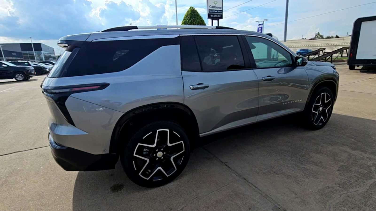 2025 Chevrolet Traverse High Country