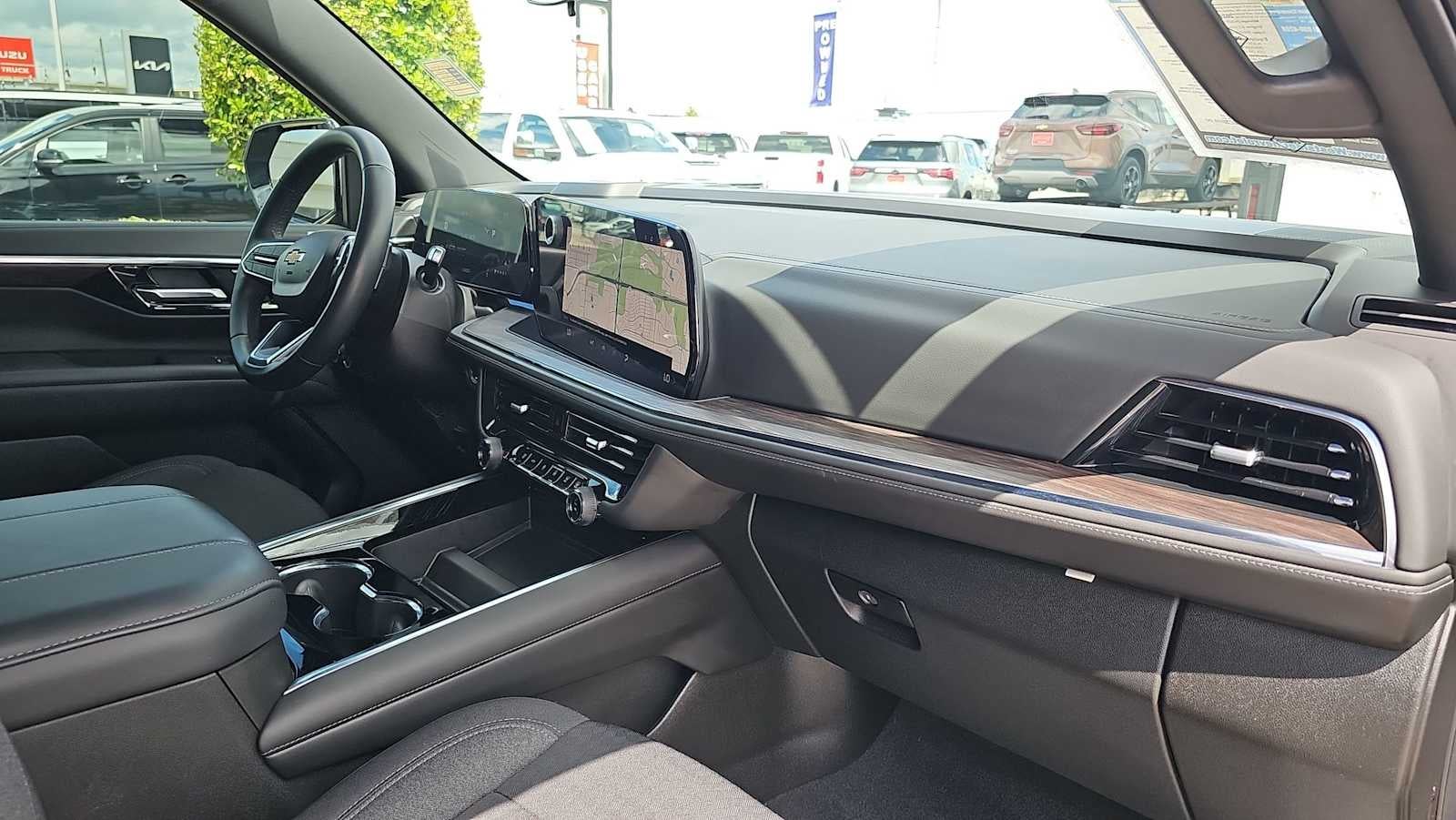 2025 Chevrolet Tahoe LS