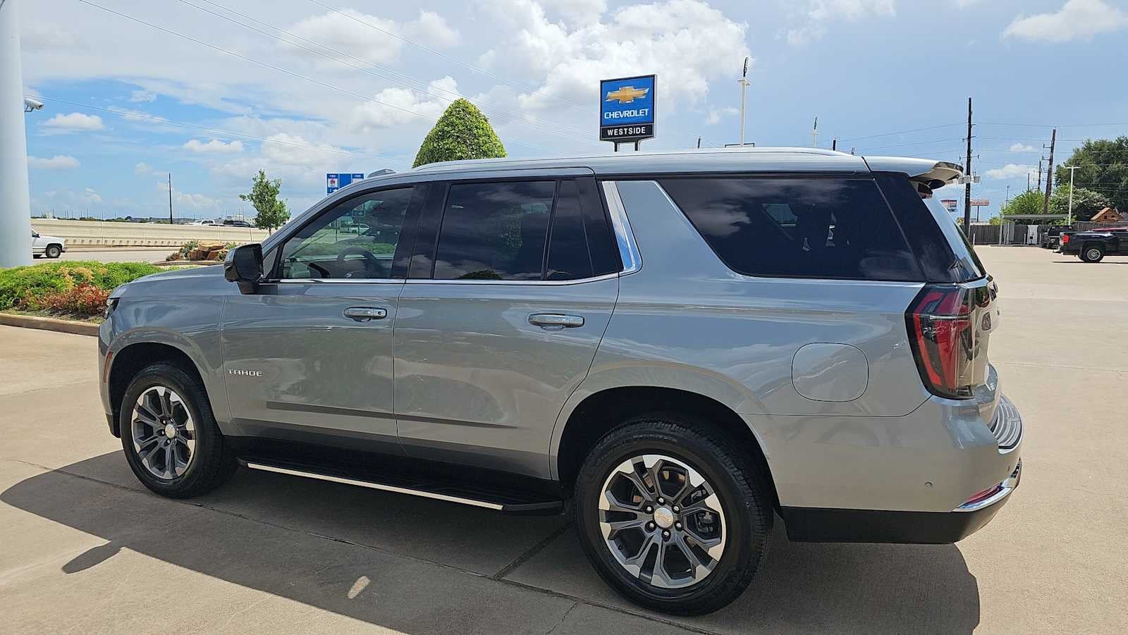 2025 Chevrolet Tahoe LS